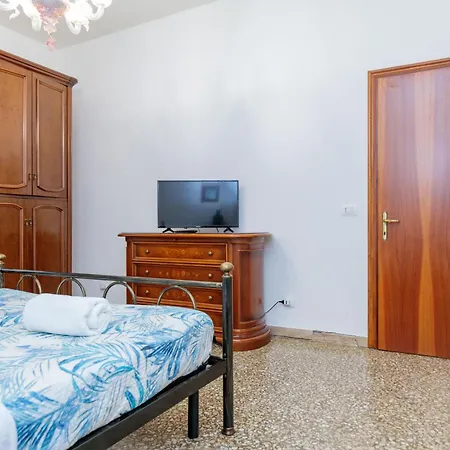 Tipica Casa Veneziana A 15 Minuti Dal Centro Ac E Fast Wifi アパート